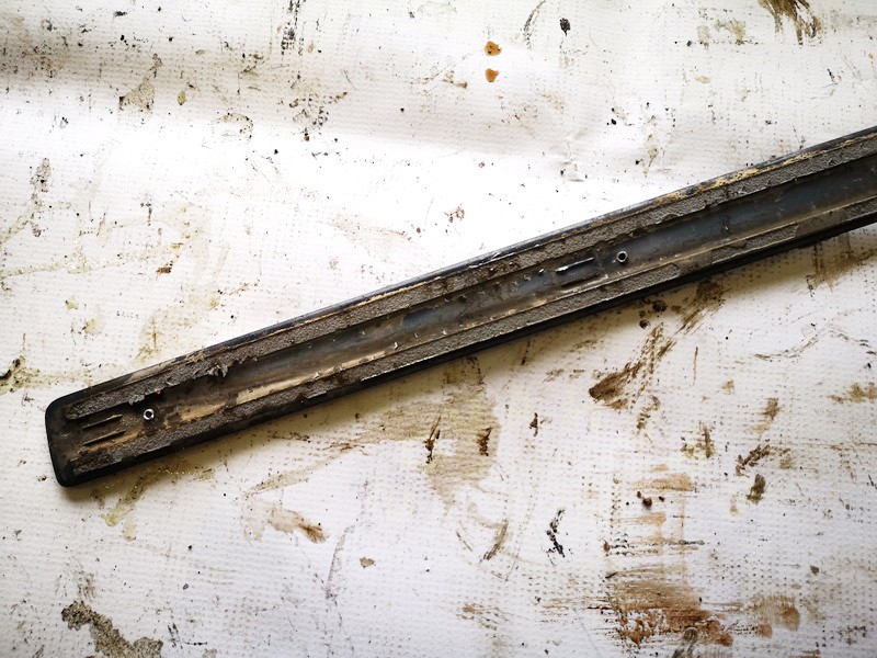 8P3853954B Audi A3 2003 Molding door - FRONT RIGHT - Thumbnail 3