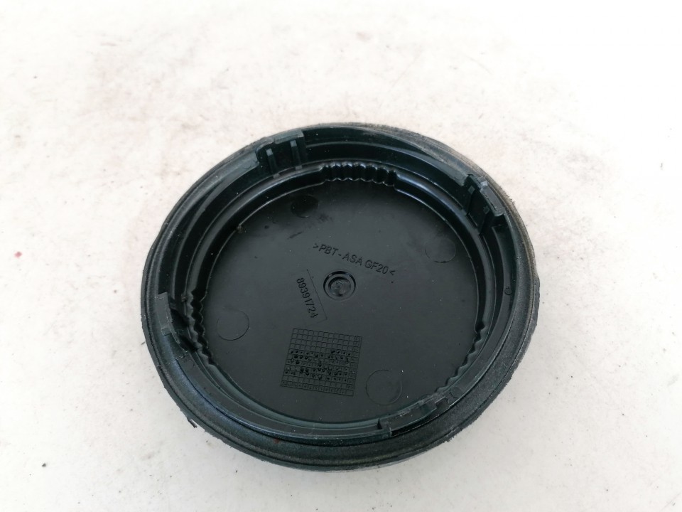 89391724 Volkswagen Polo 2007 Headlight bulb dust cover cap - FRONT - Thumbnail 2