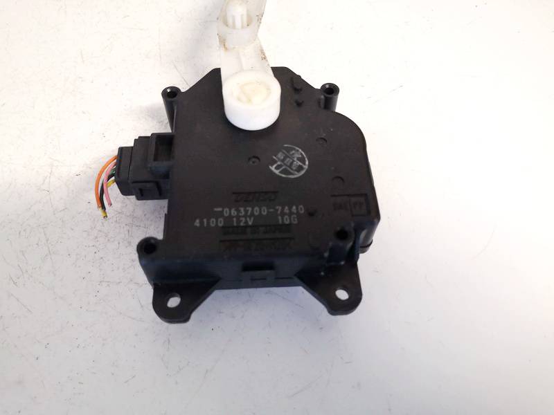 0637007440 Toyota Prius 2006 Silnik klapki nagrzewnicy - Thumbnail 3