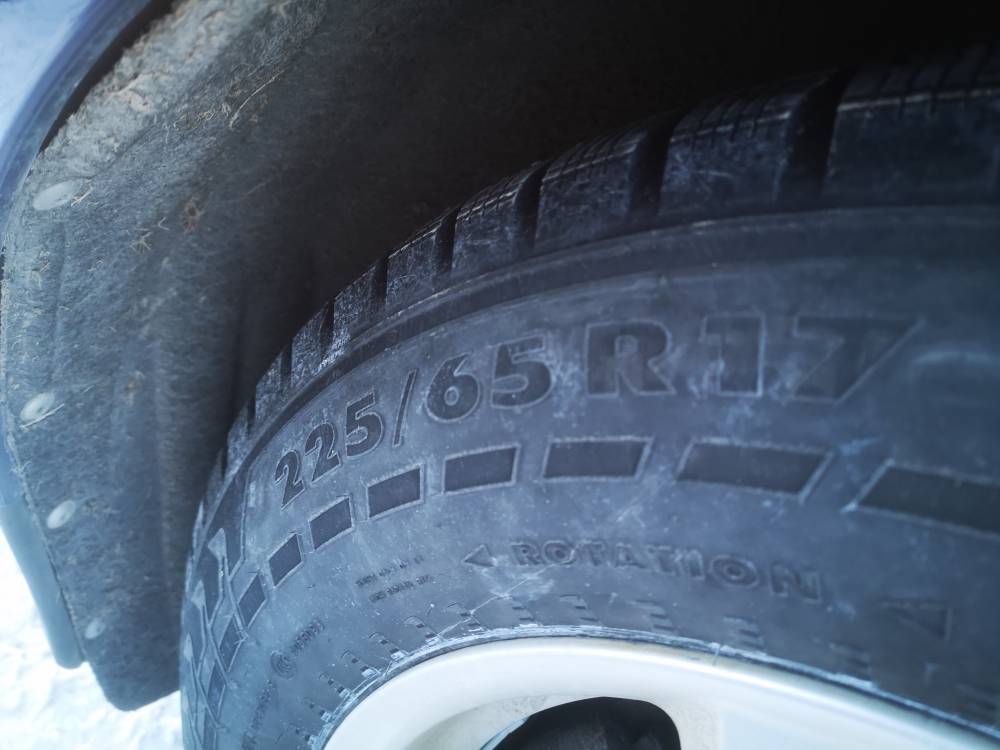 5X108 Volvo XC 60 2012 Jeu de roues pluie R17 - Thumbnail 4