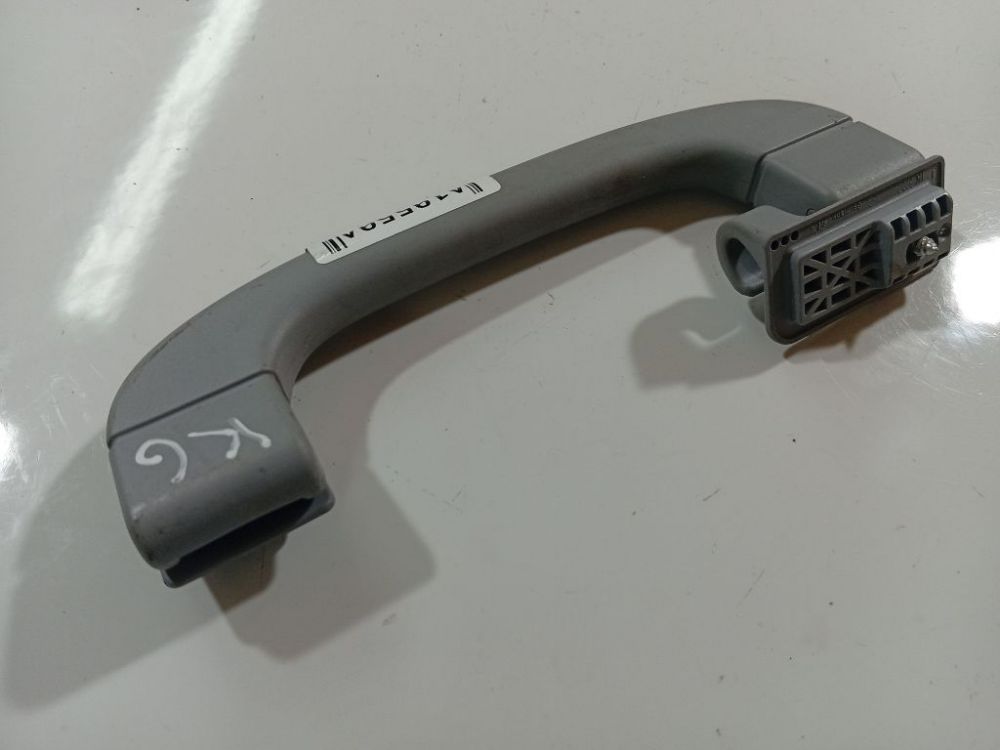 7033659 BMW 1-Series 2005 Ручка внутренняя потолочная - задний левый