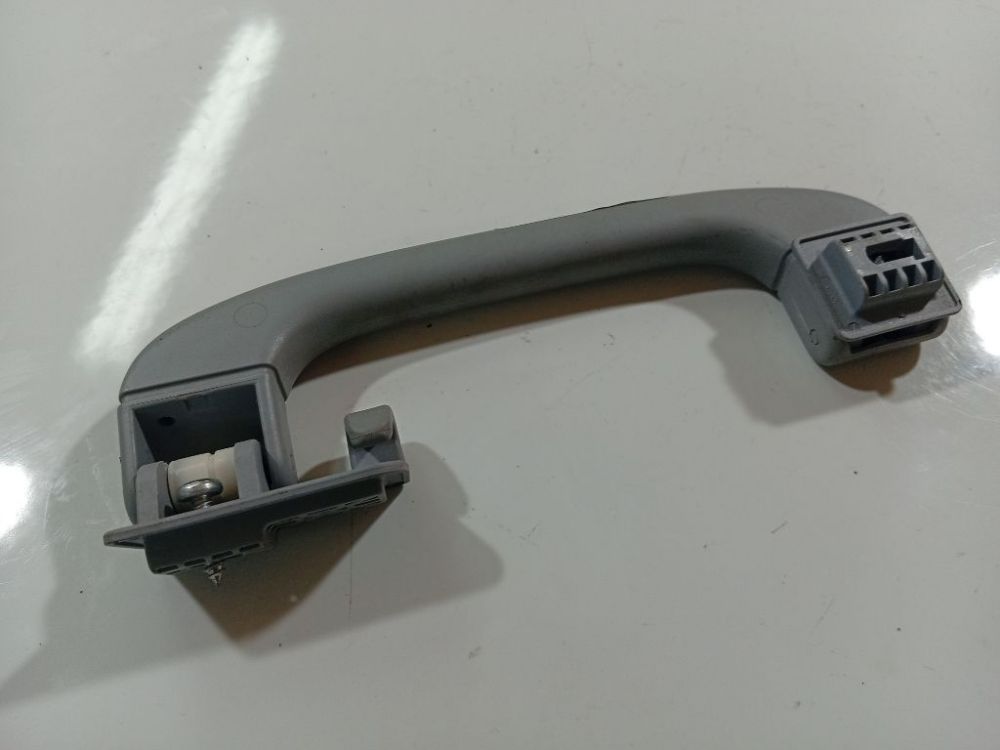 7033659 BMW 1-Series 2005 Sisäkaton Kahva - TAKANA VASEMMALLA - Thumbnail 3