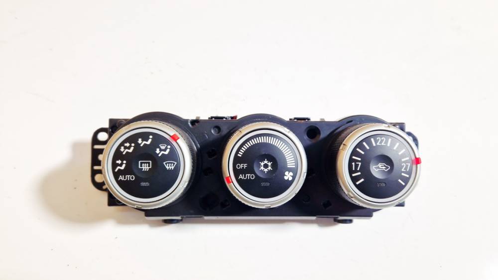 7820A082XB Mitsubishi ASX 2010 Climate Control Panel (heater control switches)