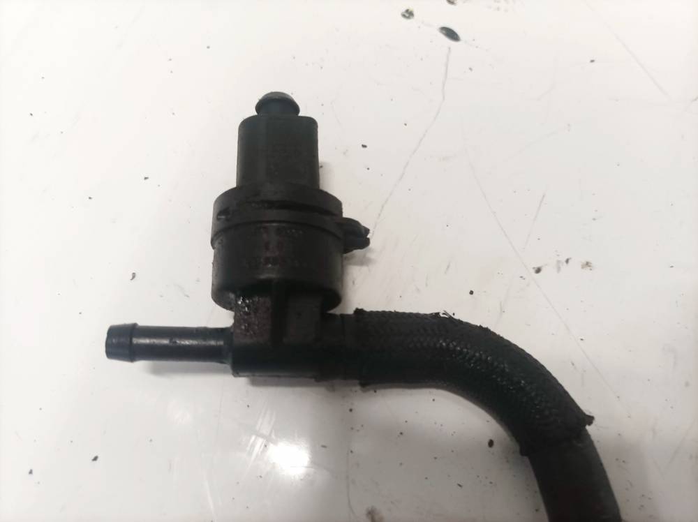 038906081B Audi Q7 2006 Fuel Temperature Sensor - Thumbnail 3