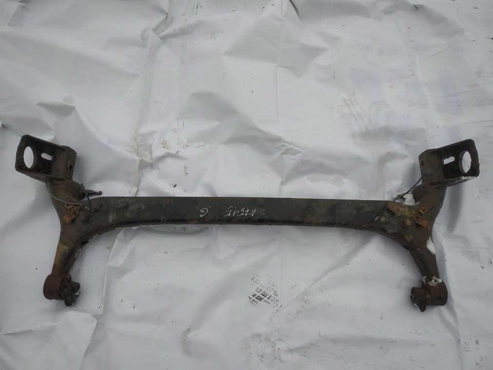 Toyota Corolla Verso 2006 Subframe - REAR
