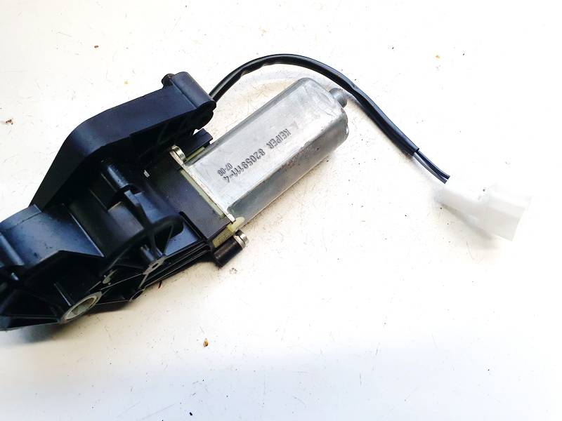 0390203209 Mercedes-Benz ML-CLASS 2007 Seat Motor Regulator - FRONT LEFT