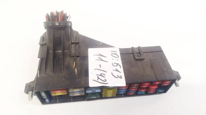 8Z1941824 Audi A2 2001 Saugikliu deze