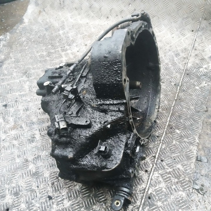 YD1 Nissan Almera 2001 Gearbox - Thumbnail 2