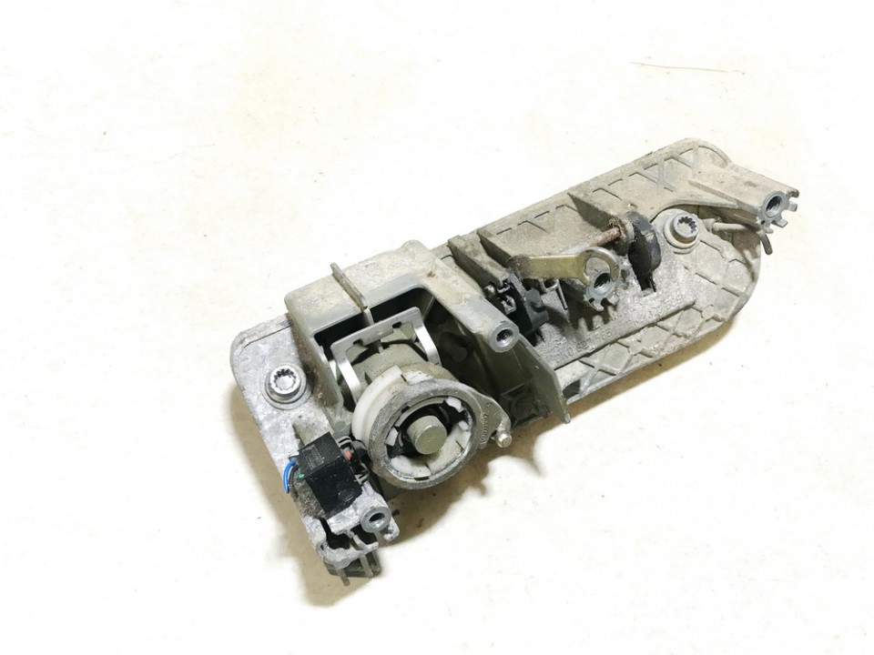 2K0827565 Volkswagen Caddy 2005 Aizmugurējā vāka ārējā roktura (mikroslēdzis) - AIZMUGURE - Thumbnail 2