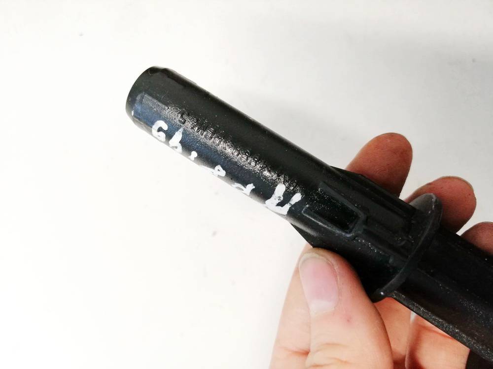 Mazda 626 1997 Wykończenie wnętrza (plastikowe elementy) - Thumbnail 3