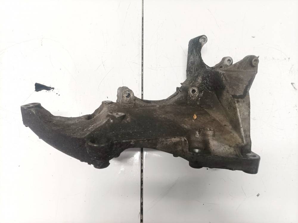 8200183234 Renault Espace 2002 Variklio kronsteinas ir Greiciu dezes kronsteinas