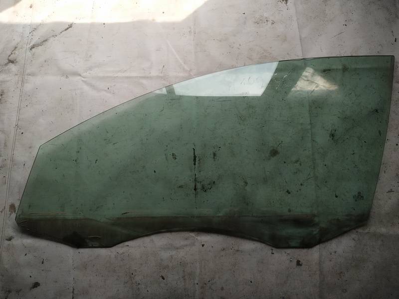 AS2 Volkswagen Passat 2007 Duru stiklas P.K.