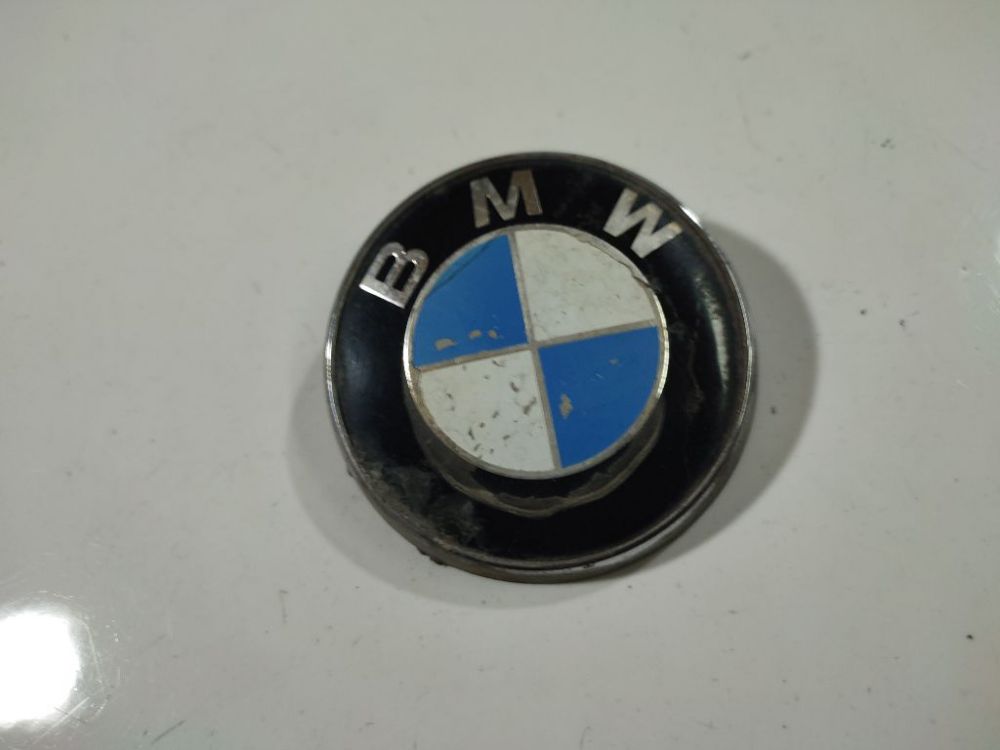 9114840128 BMW 3-Series 2002 Передние Эмблема