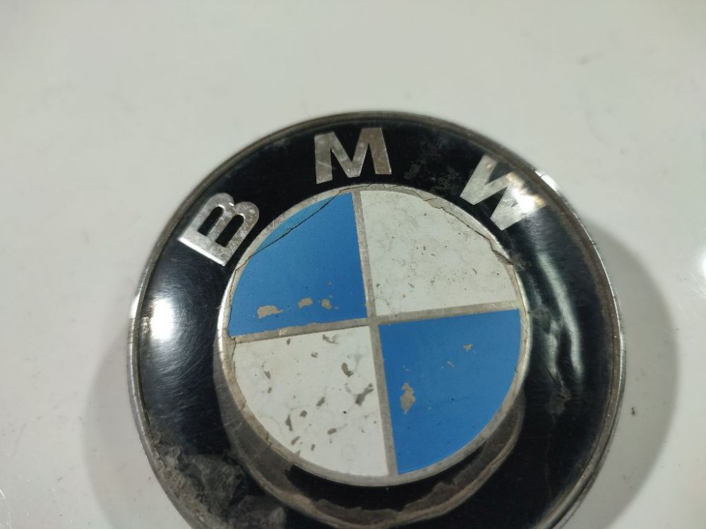 9114840128 BMW 3-Series 2002 Emblem - FRONT - Thumbnail 2