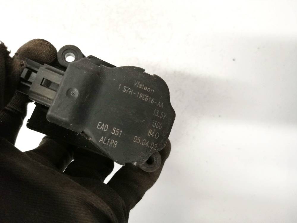 1S7H19E616AA Jaguar X-Type 2002 Heater Vent Flap Control Actuator Motor - Thumbnail 3