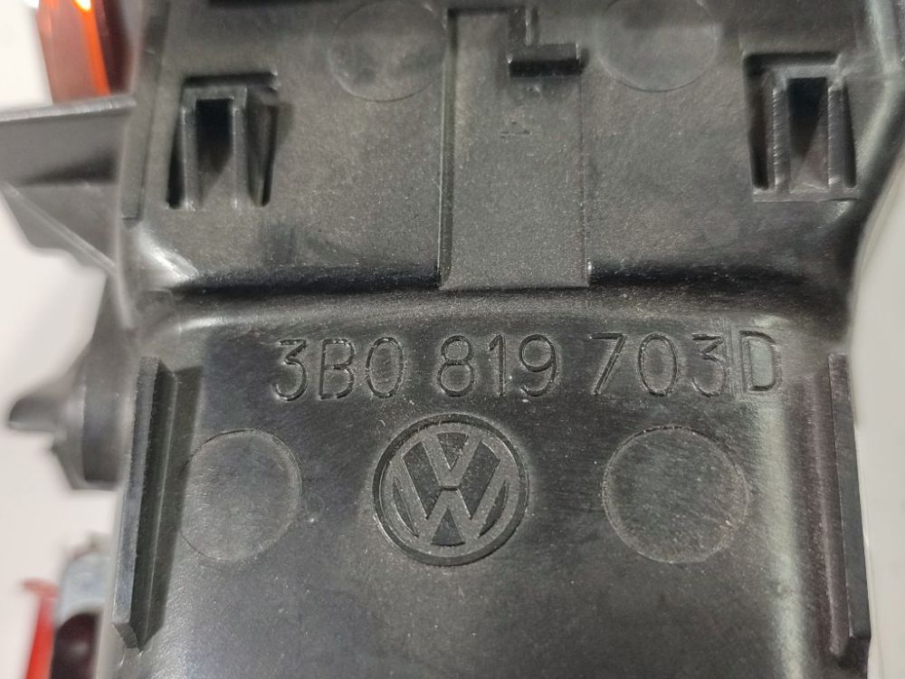 3B0819703D Volkswagen Passat 2005 Dash Vent (Air Vent Grille) - Thumbnail 4