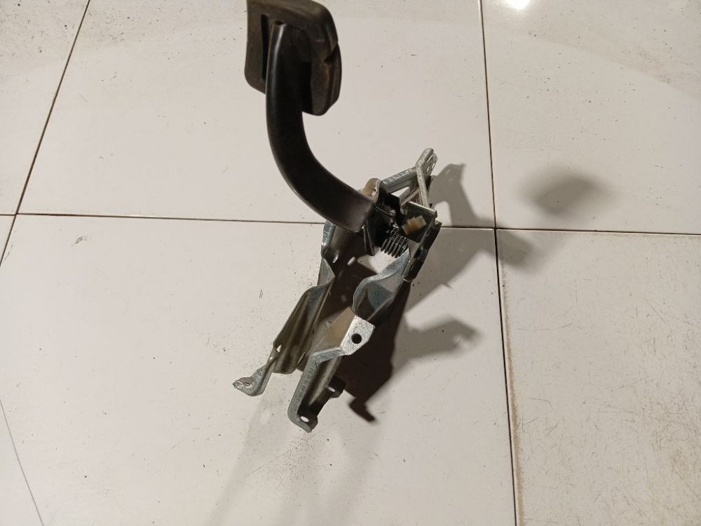 Opel Astra 2008 Clutch pedal