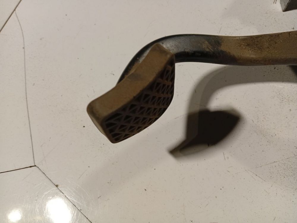 Opel Astra 2008 Clutch pedal - Thumbnail 2