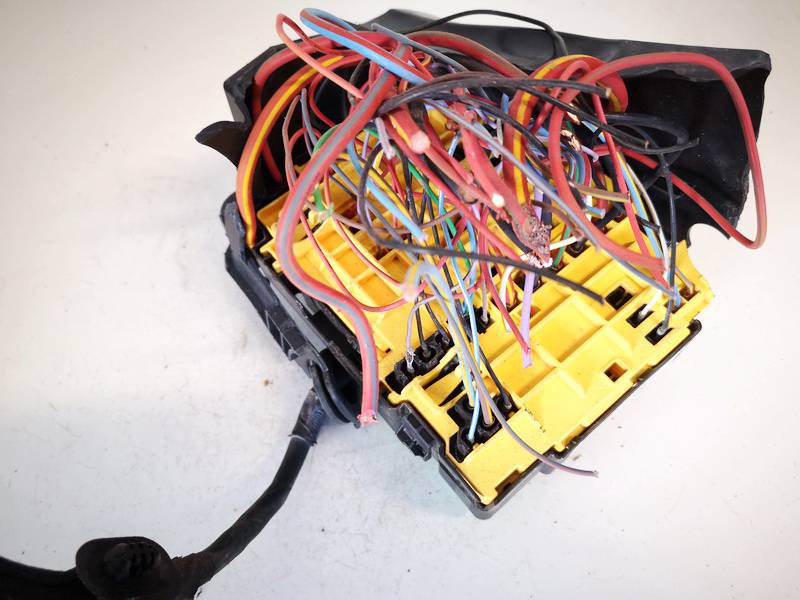 9804848580 Opel Crossland X 2017 Fuse box - Thumbnail 3