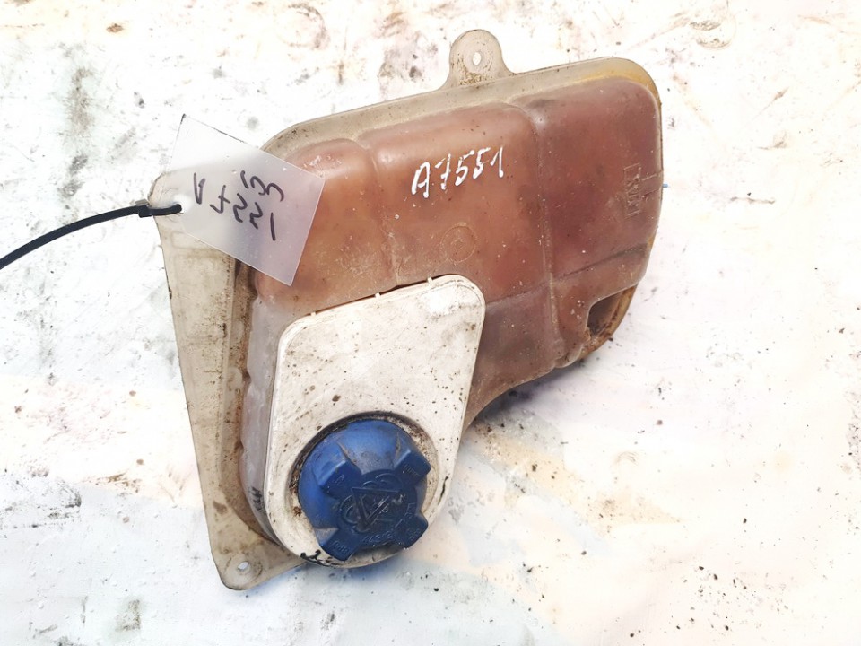 8D0121403C Audi A4 1998 Expansion Tank coolant (RADIATOR EXPANSION TANK BOTTLE )