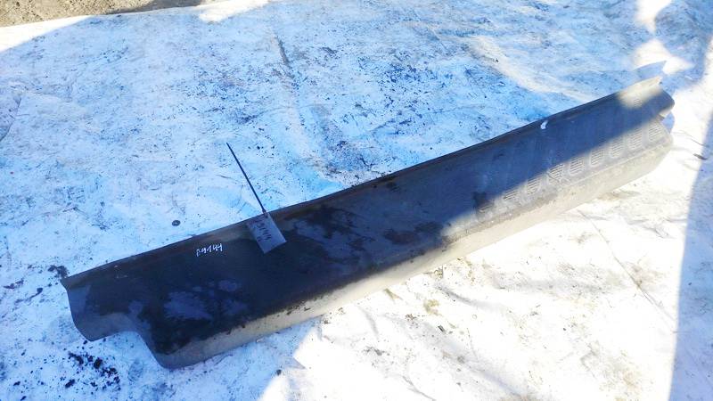 C9V8A0986B Ford Transit 2007 Left Sill Moulding