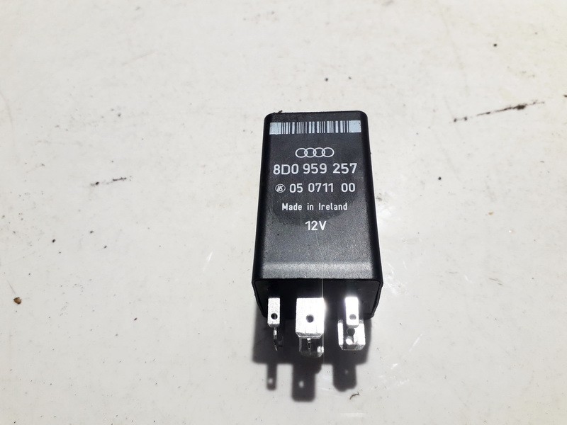 8D0959257 Audi A4 1996 Relay module | EuroImpex
