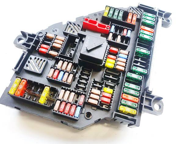 926492301 BMW 5-Series 2012 Fuse box - Thumbnail 2