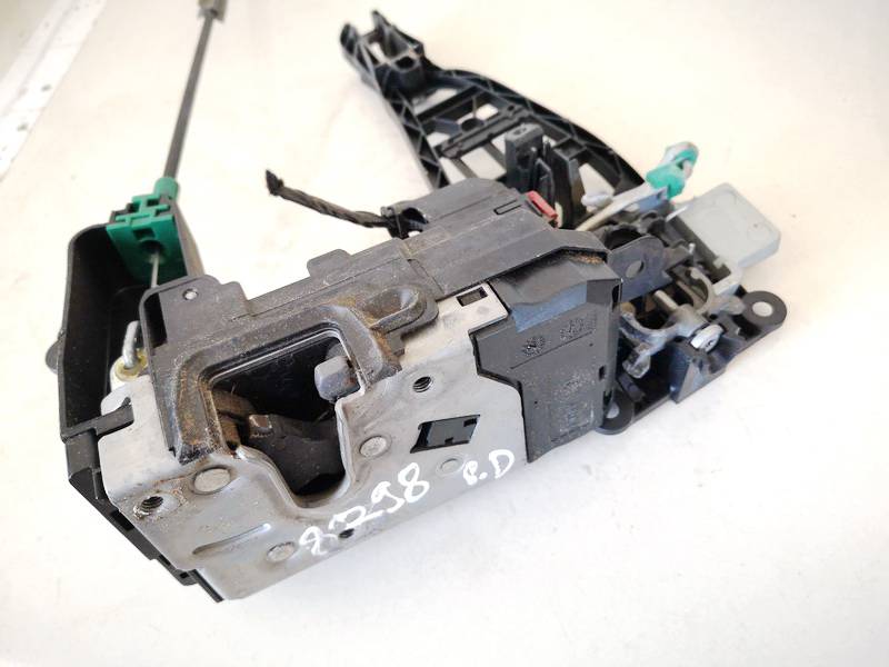 13210749 Opel Zafira 2006 Door Lock Mechanism - FRONT RIGHT