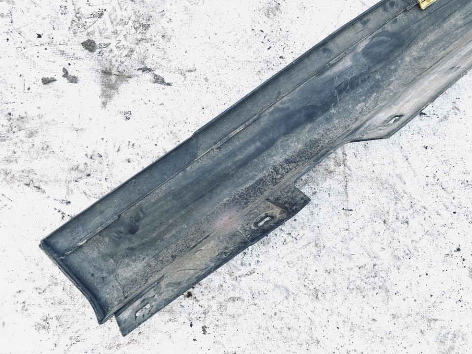 51777062298 BMW 3-Series 2007 Right Sill Moulding - Thumbnail 3