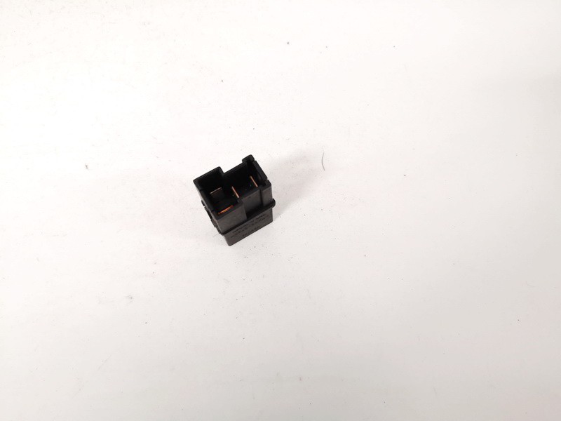 MB953382 Volvo V40 2001 Relay module - Thumbnail 2