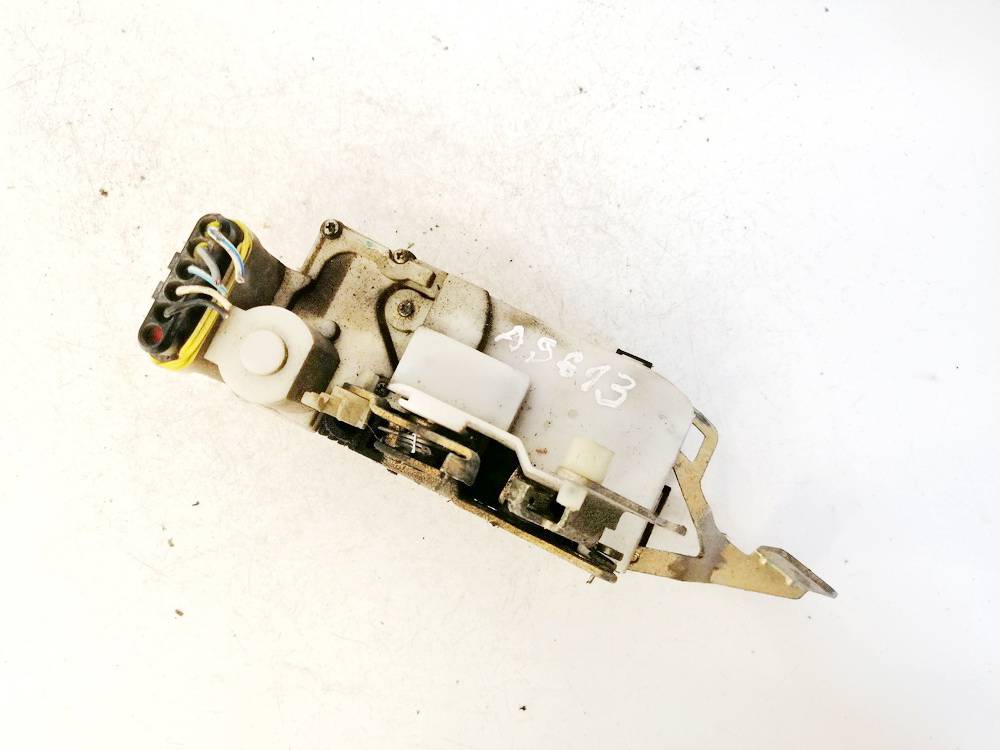 Mazda 3 2007 Durvju slēdzene - PRIEKŠA PA KREISI