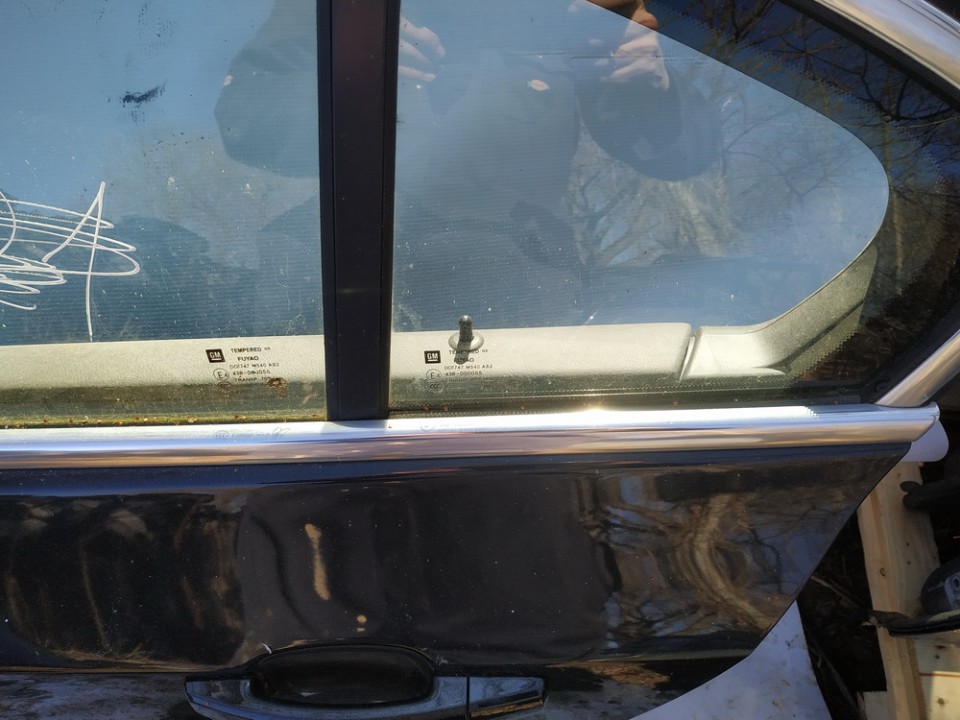 Opel Insignia 2010 Durvju stikla sloksne - AIZMUGURE PA KREISI - Thumbnail 3