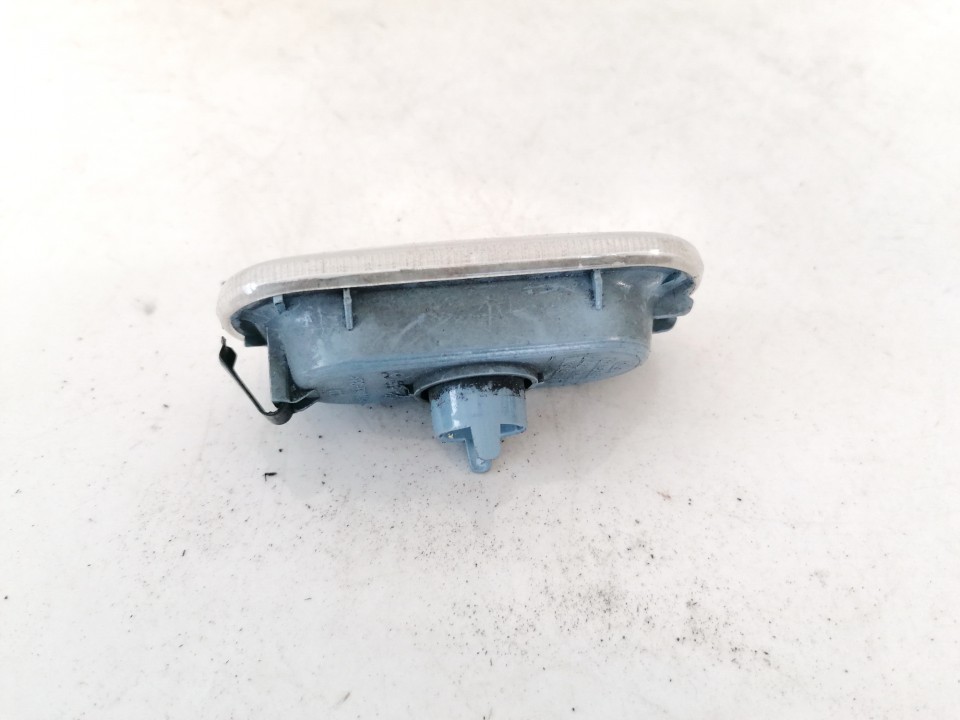 1J0949117 Volkswagen Golf 2001 Clear Side Repeaters - FRONT RIGHT - Thumbnail 2