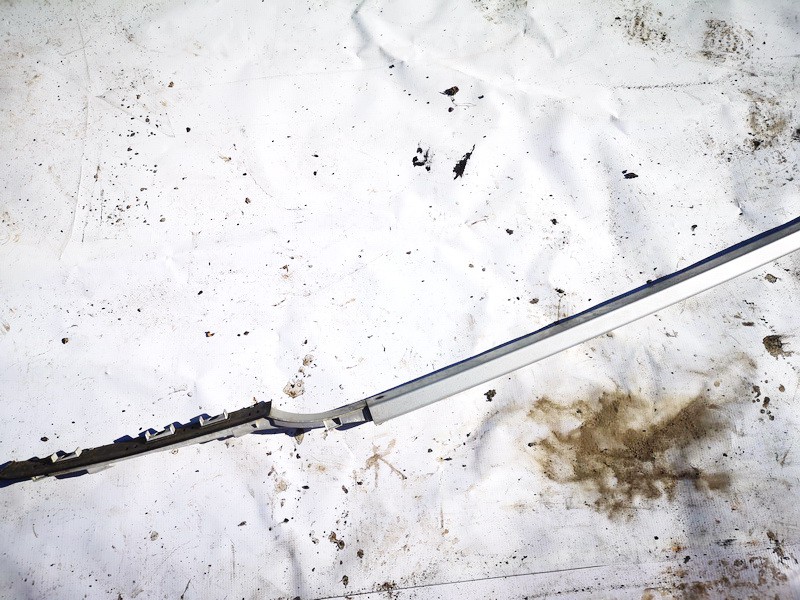 Kia Ceed 2010 Roof rail - right side - Thumbnail 2