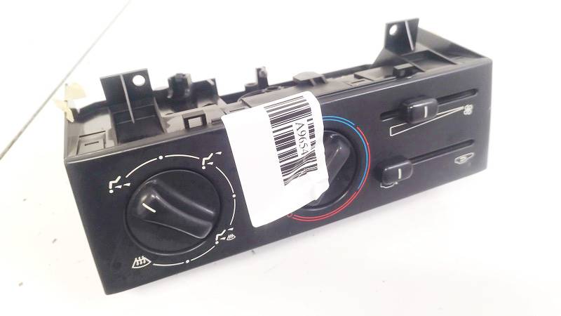 69150001 Peugeot 406 1996 Climate Control Panel (heater control switches)