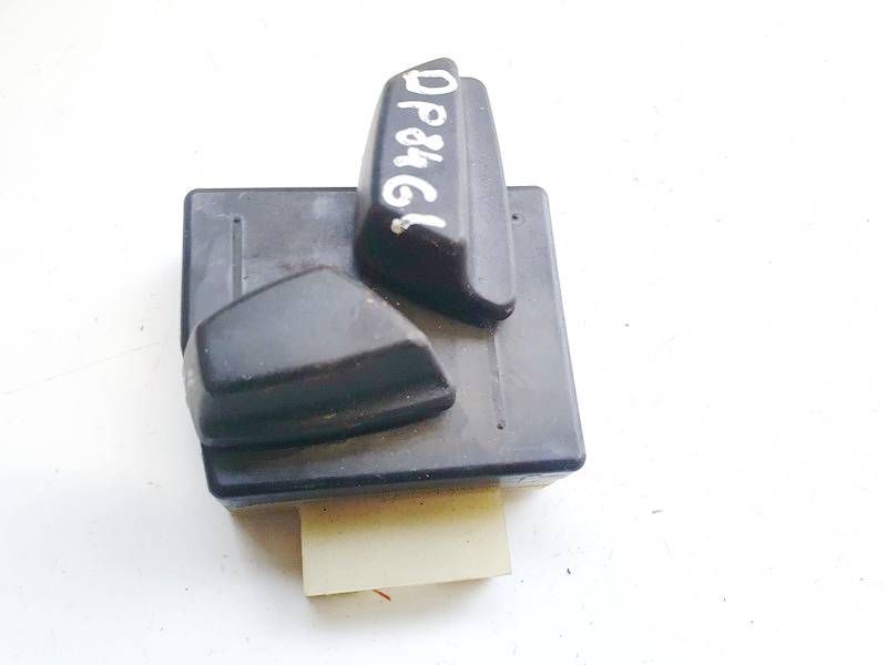 695852601 BMW 5-Series 2012 Sedynes kontroles mygtukas