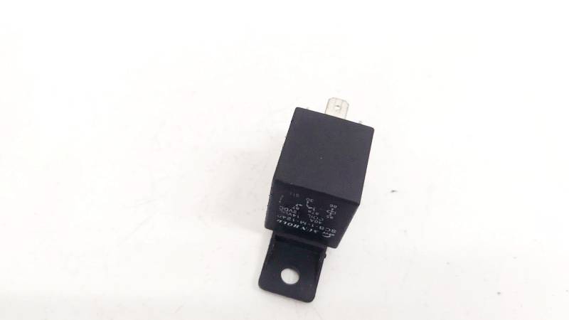 SCB1M1240 Opel Insignia 2010 Relay module - Thumbnail 3