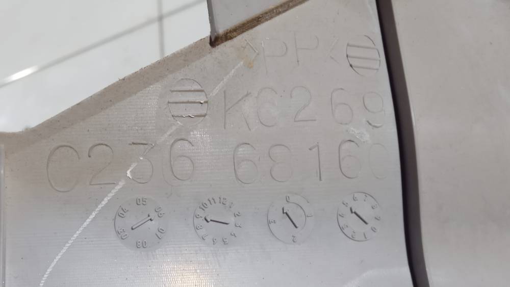 C23668160 Mazda 5 2007 Moldura del pilar - DELANTERO DERECHO - Thumbnail 3