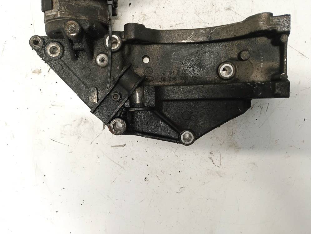 9650034280 Volvo V50 2004 Ātrumkārbas kronšteins - Thumbnail 2