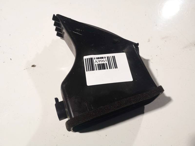 VP6H5XA01821AB Land-Rover Freelander 2007 Обогревательный канал