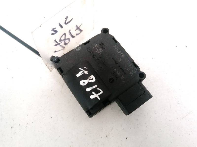 4E0820511 Audi A8 2003 Heater Vent Flap Control Actuator Motor
