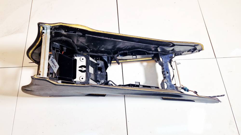 A1646801014 Mercedes-Benz ML-CLASS 2007 Seat Armrest - Thumbnail 2