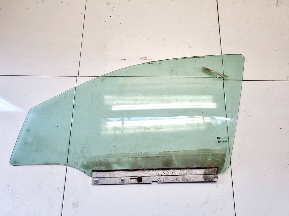 E143R001582 Opel Astra 2004 Door-Drop Glass - FRONT LEFT