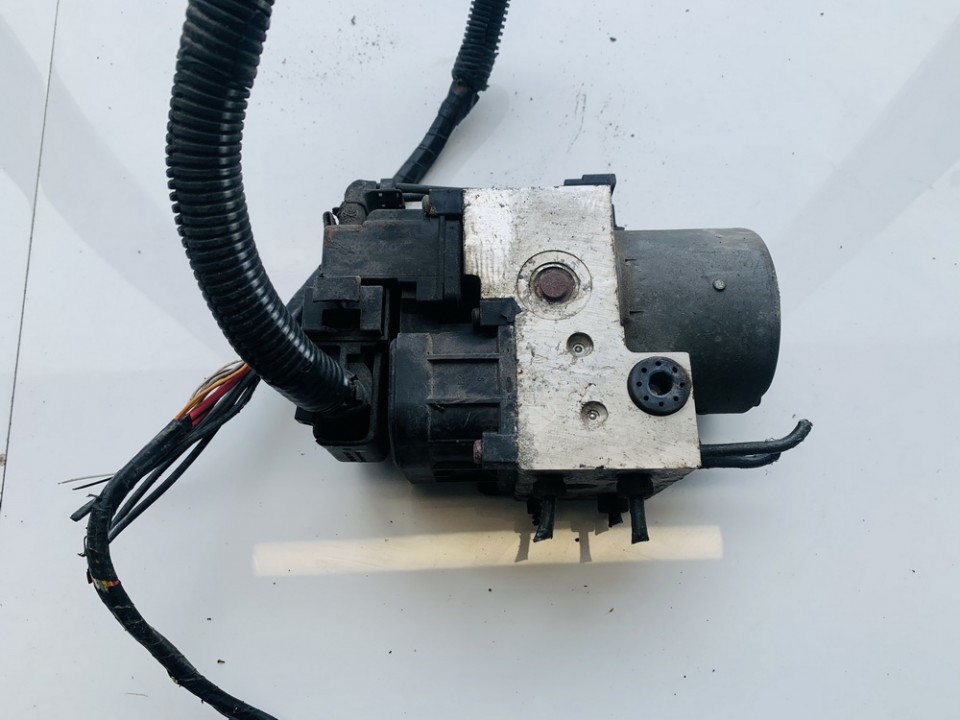 7700430230 Renault Megane 2000 ABS Unit (ABS Brake Pump)