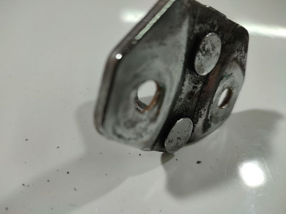 BMW 1-Series 2005 Oven lukon vastakappale - TAKANA - Thumbnail 4