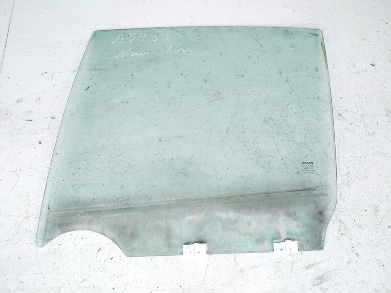 Nissan Almera 2001 LUNA TRASERA IZQUIERDA, Luna de la puerta trasera - TRASERA IZQUIERDA