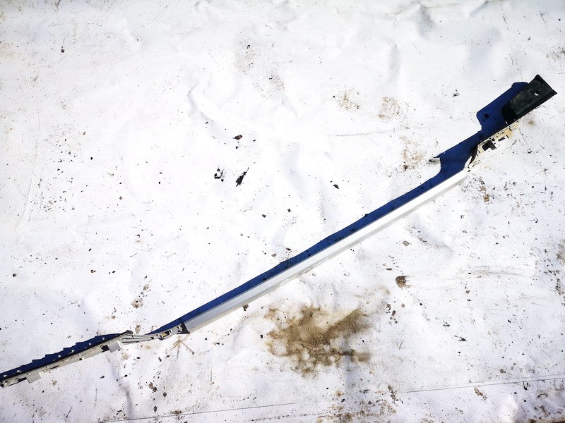 Kia Ceed 2010 Roof rail - left side