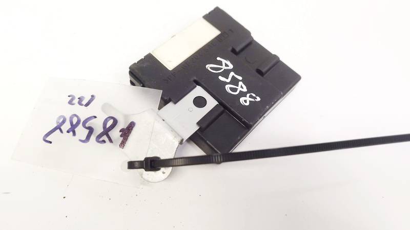 897800F020 Toyota Corolla Verso 2004 Immobiliser ECU - Thumbnail 3