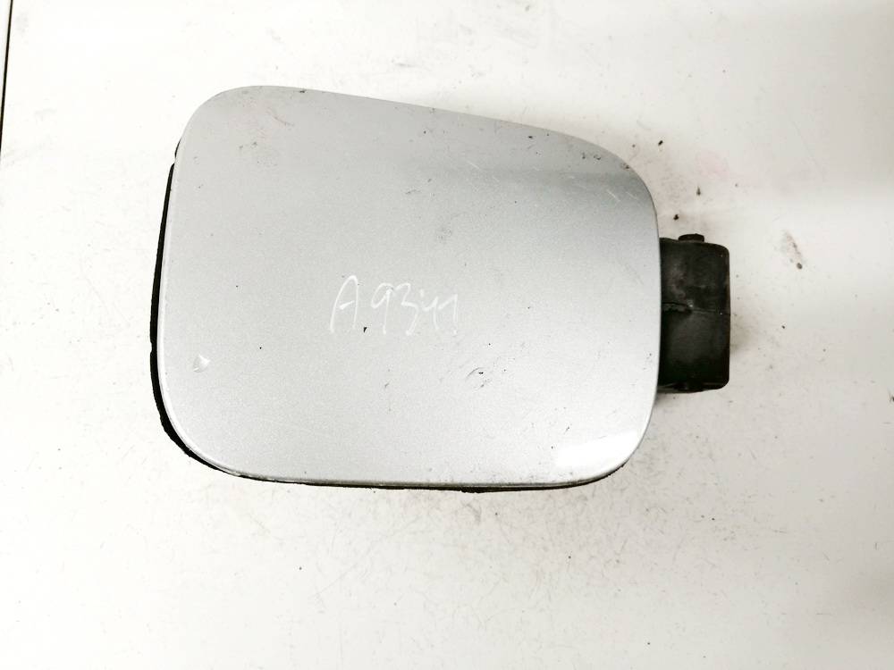 1Z9010768H Skoda Octavia 2013 Fuel door Gas cover Tank cap (FUEL FILLER FLAP)