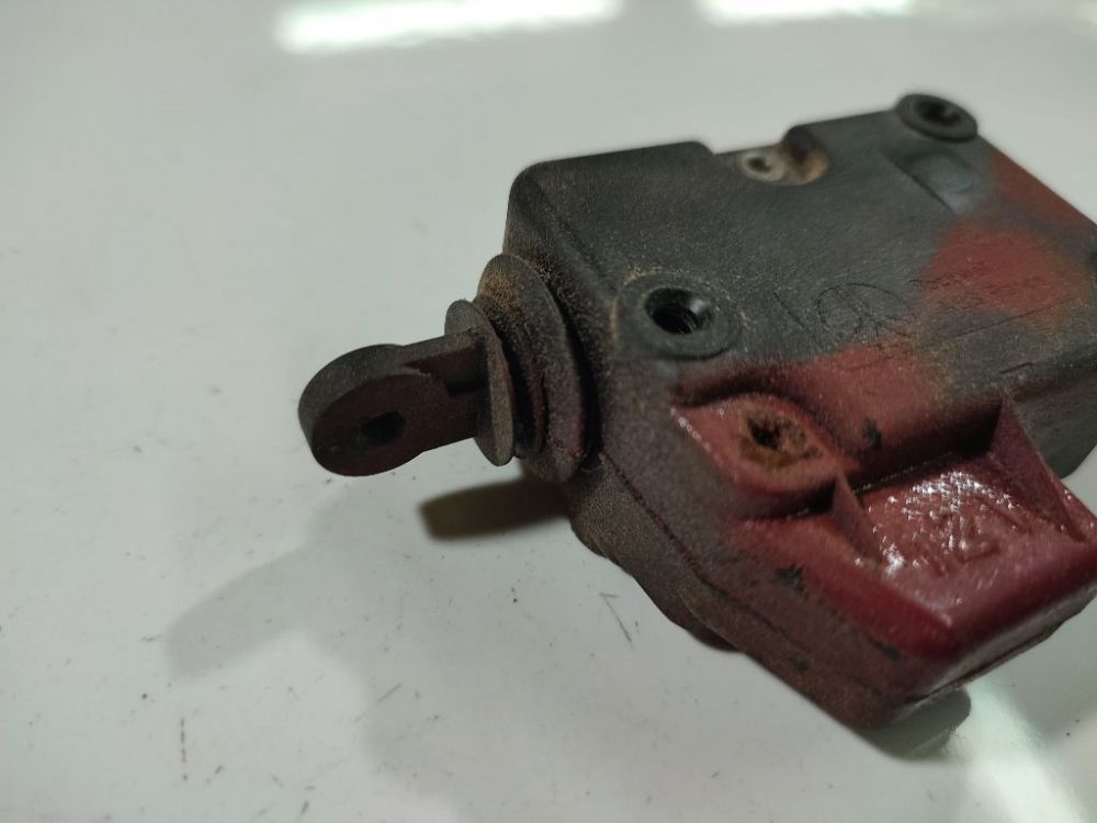 Peugeot 406 1998 Élément de Réglage Central - Thumbnail 3